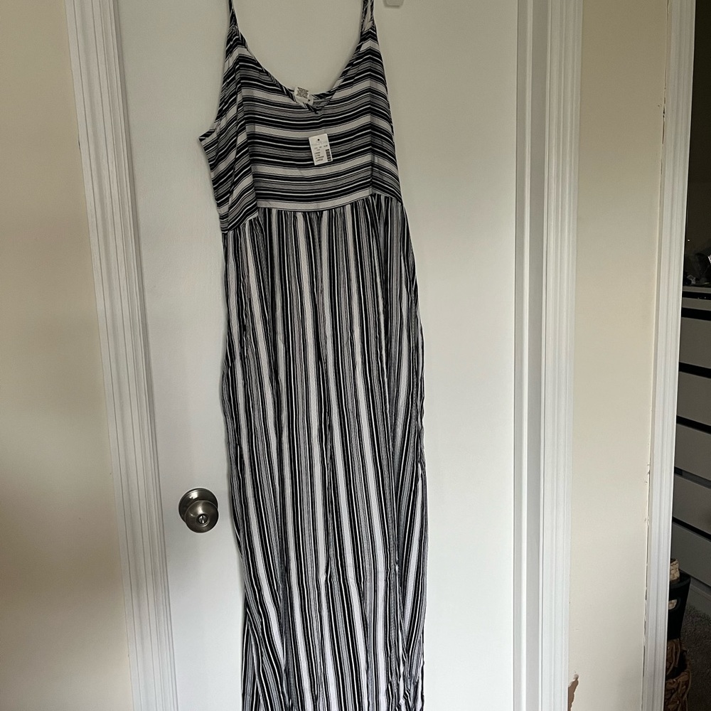 L Striped Maurice’s Maxi Dress - NWT